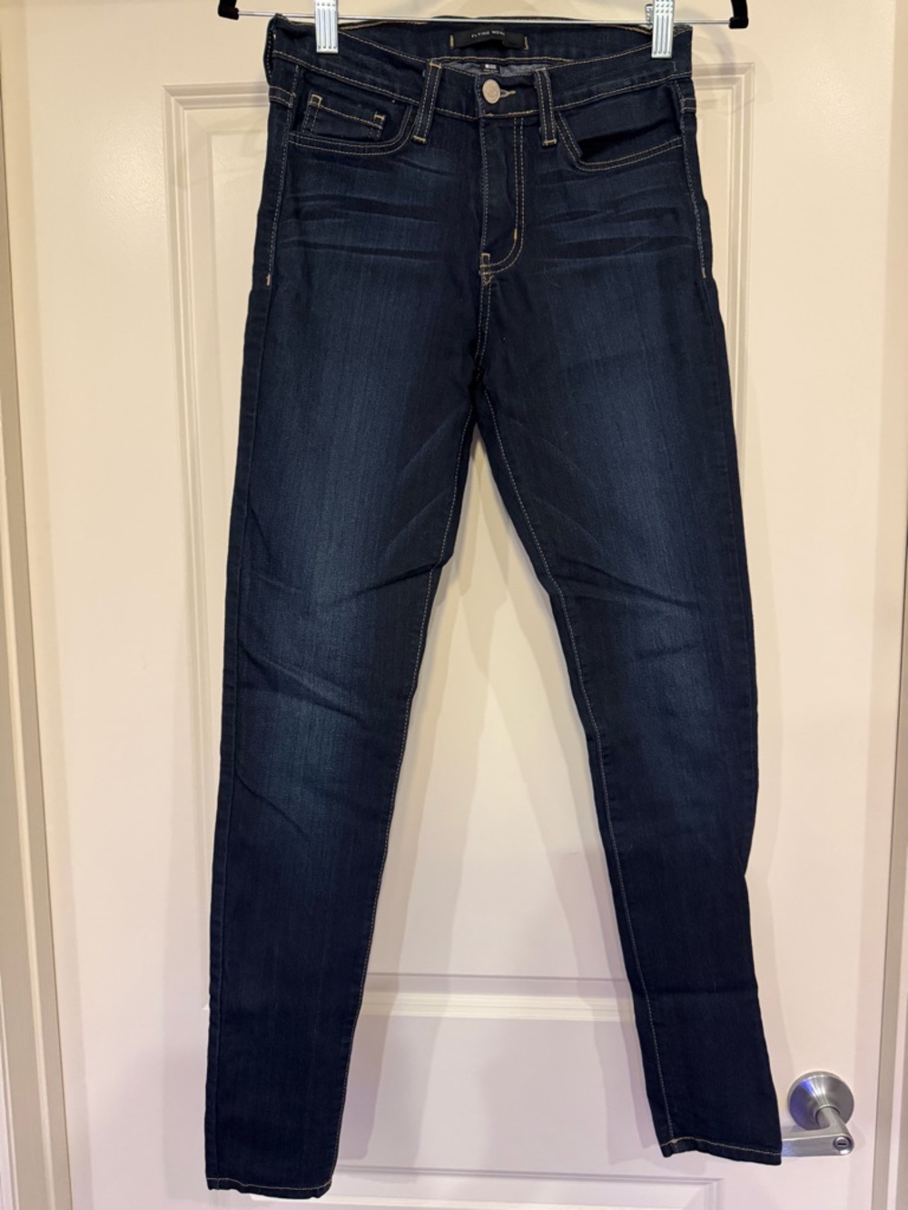 Flying Monkey Women's Skinny Jeans in Dark Blue Wash NWOT size 27